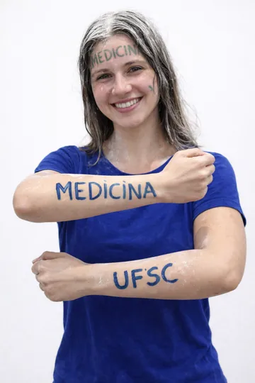 Alice Zaragoza — Aprovada em Medicina UFSC
