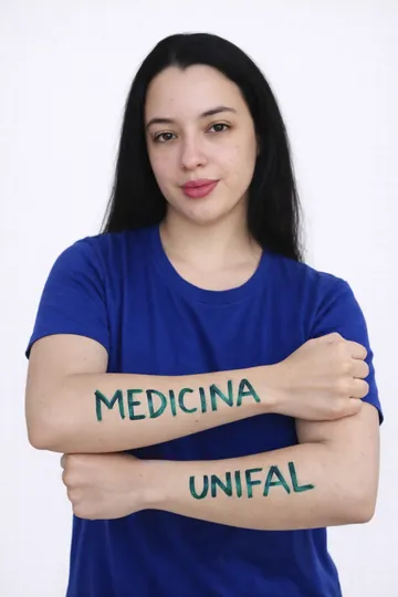Giovana Toledo — Aprovada em Medicina UNIFAL