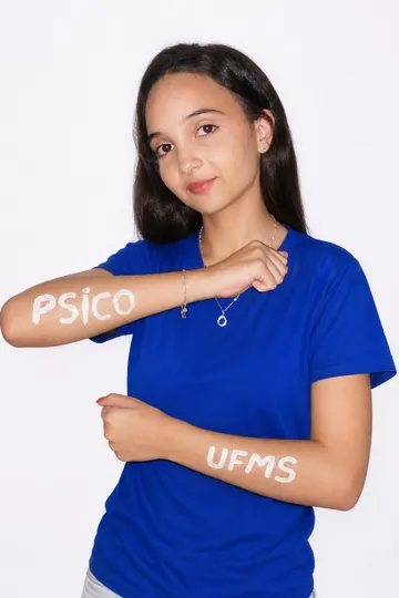 Rhaira Ewellyn — Aprovada em Psicologia UFMS