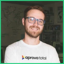 Prof. Victor, professor de Geografia do Aprova Total
