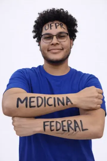 Guilherme Correa, Aprovado em Medicina UFPR